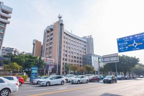 Exterior - Vienna International Hotel (Foshan Shiwan Hotel Creative Industry Park Branch) (Foshan)