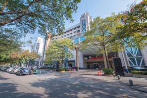 Exterior - Vienna International Hotel (Foshan Shiwan Hotel Creative Industry Park Branch) (Foshan)