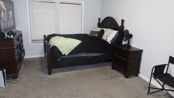 2 chambres, fer et planche Ă repasser, Wi-Fi, draps fournis