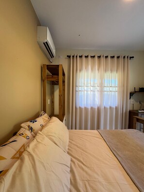 1 bedroom, WiFi, bed sheets - Complete chalet for family accommodation, close to the Park and Pico da Malwee (Jaraguá do Sul)