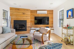 スマートテレビ、暖炉