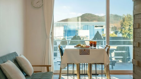 Exterior. Suncheon Sum Pension