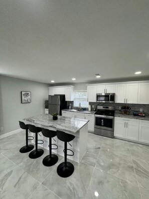 Fridge, microwave, oven, coffee/tea maker