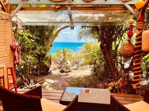 Kaz'ba - sea view - direct beach access to Turtle Bay