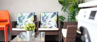 Spacious 4BR Straithfield house close 2 airport city