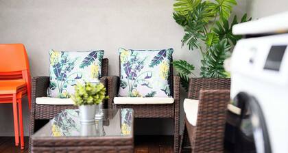 Spacious 4BR Straithfield house close 2 airport city