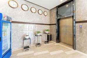 Interior - Regal Hotel (Jiamusi Railway Station Department Store) (Jiamusi)