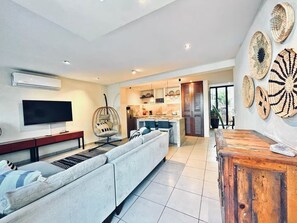 Exclusive Apartment | Living area