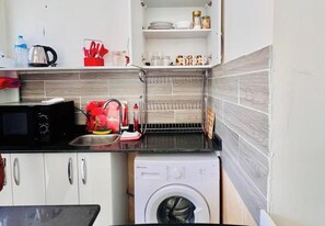 Fridge, microwave, oven