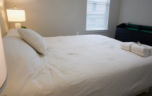 Iron/ironing board, WiFi, bed sheets