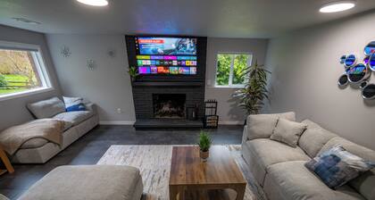 Stylish Remodeled 2BR Retreat - Near Seattle - Peaceful, Clean, & Modern