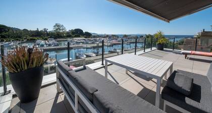 Villa La Londe Les Maures Sleeps 14 Between HYERES and le LAVANDOU Swimming pool cha