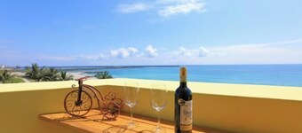 Nottingham Ocean Castle B&B