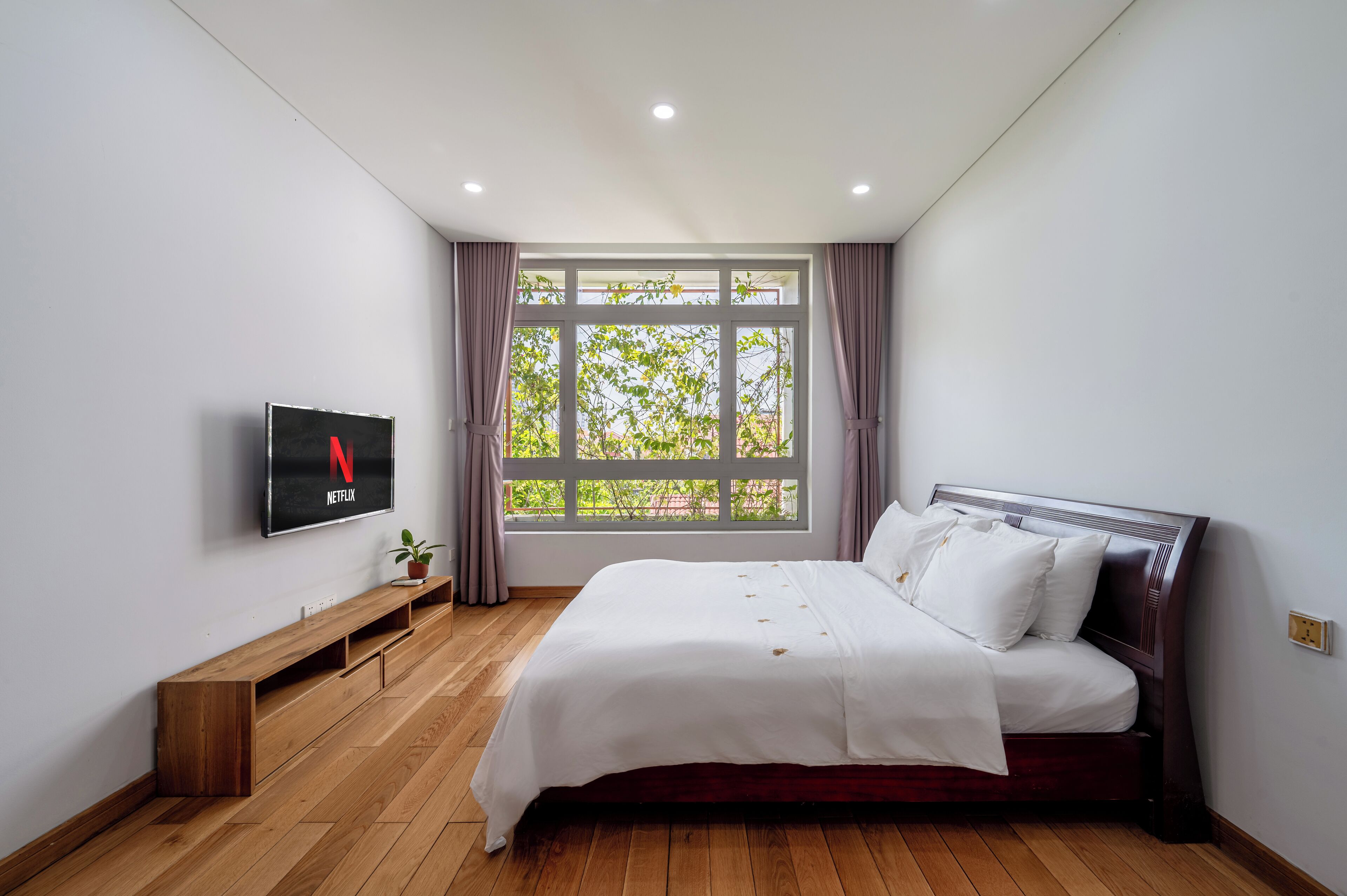 Deluxe villa, 5 slaapkamers, uitzicht op stad | 5 slaapkamers, verduisterende gordijnen, een strijkplank/strijkijzer