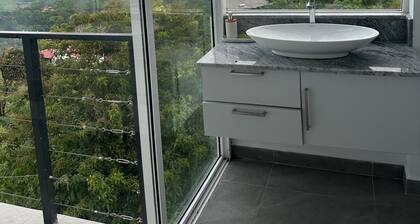 Cloudscape Villa Peradeniya 4-bedroom villa