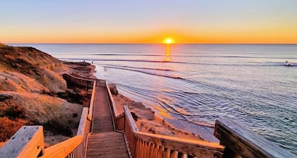 Wine Coast Oasis with 5 bedrooms, private Pool and Hot Spa in Port Noarlunga