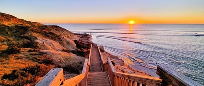 Wine Coast Oasis with 5 bedrooms, private Pool and Hot Spa in Port Noarlunga