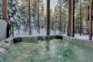 Baignoire à remous extérieure