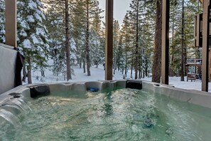 Bañera de hidromasaje exterior