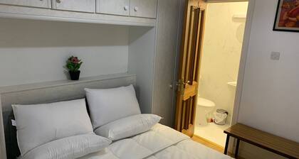 Room-ensuite With King Bed 2