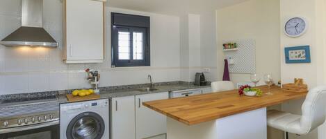 Fridge, microwave, oven, dishwasher