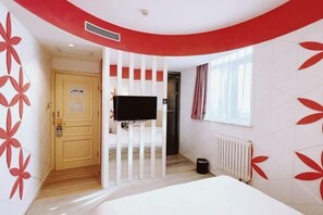 Room - Beijing Thunder Dragon Hotel (Beijing North Railway Station Jishuitan Subway Station) (Beijing)