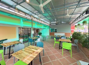 Exterior - Apollo Vientiane Hotel (Vientiane)