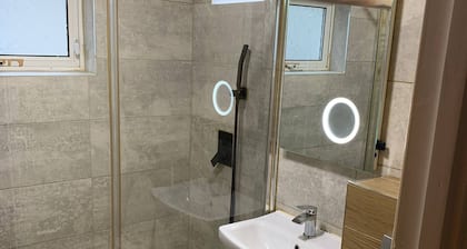 Room-king Bed With Shared Bath