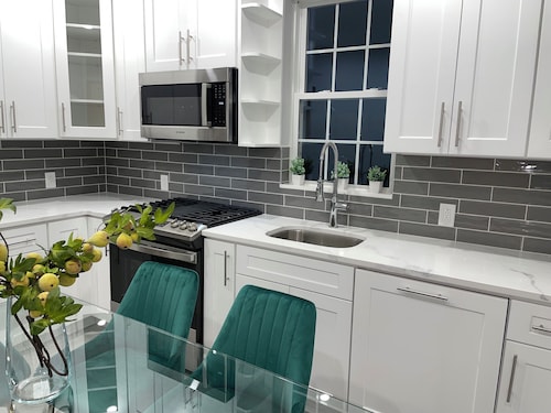 3BR Prime Luxury near NYC w Arcade Room