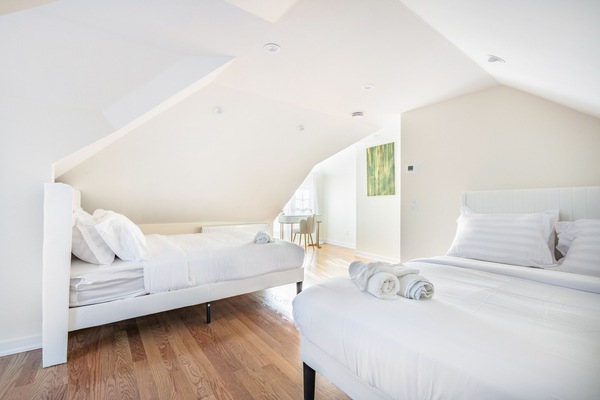 House, Pets allowed | Blackout curtains, free WiFi