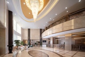 Lobby lounge - Shangdong Lake Hotel (Kuytun)