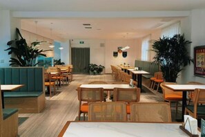 Dining - Shangdong Lake Hotel (Kuytun)