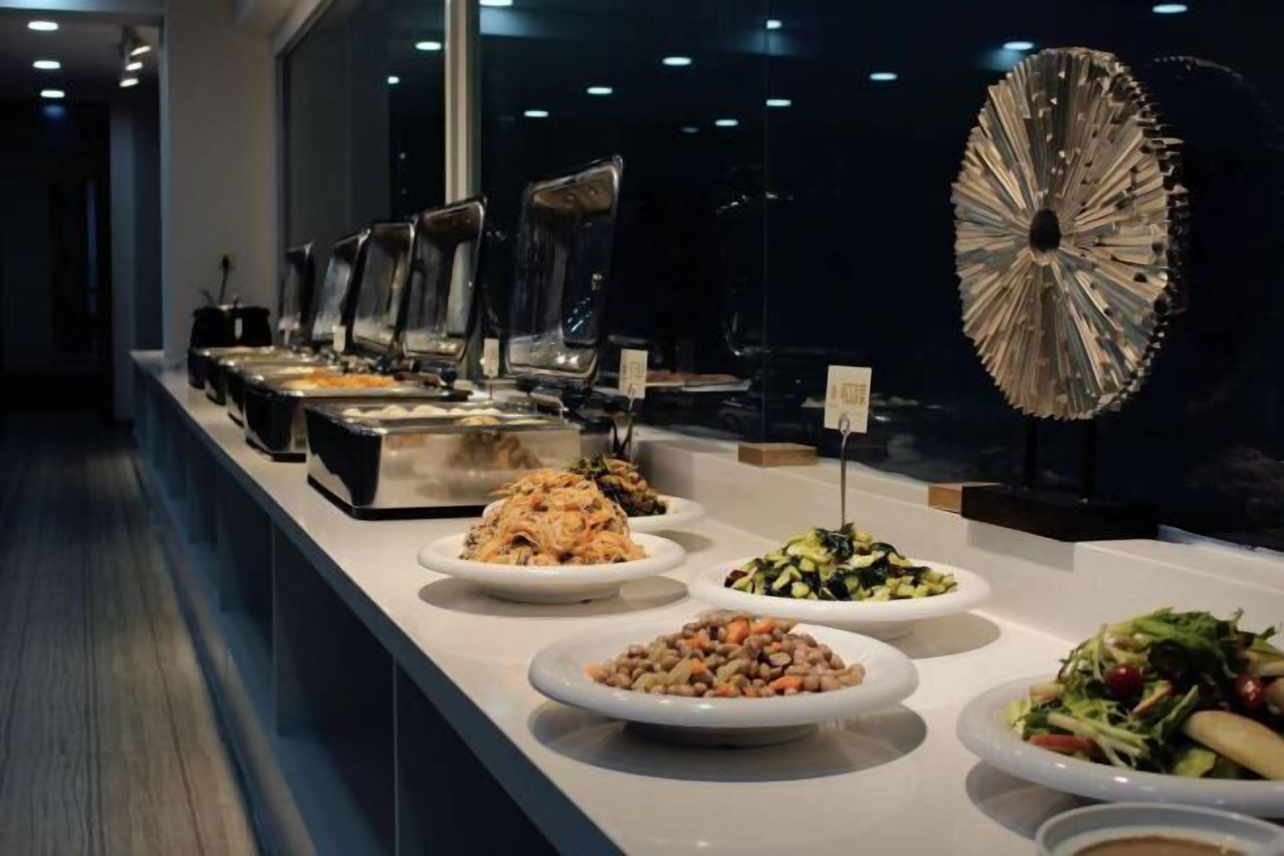 تناول الطعام