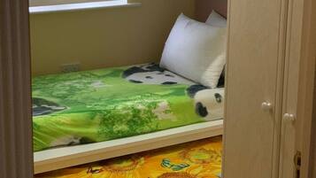 Shared Dormitory, 1 Bedroom