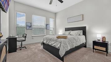 1 bedroom, desk, iron/ironing board, free WiFi