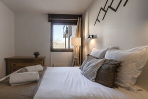 1 chambre, fer et planche à repasser, Wi-Fi gratuit, draps fournis