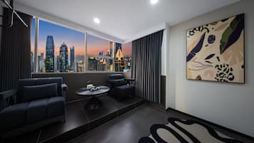 Selected City View Twin Room | Roupas de cama premium, camas com colchões pillow-top, Wi-Fi de cortesia