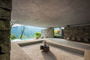 Outdoor pool - The Mountain Route (Guang'an)