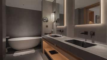 Luxury Double Room, Garden View | Bathroom | Hair dryer, slippers, towels, soap