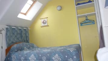 2 habitaciones, tabla de planchar con plancha y wifi