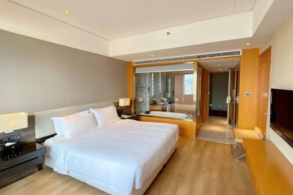 Soundproofing, cots/infant beds