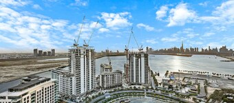 FIRST CLASS | 2BR | Creek Harbour &  Burj Views