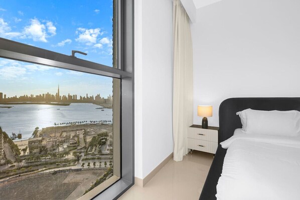 2 makuuhuonetta, silitysrauta/-lauta, Wi-Fi, vuodevaatteet