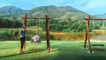 Children’s play area – outdoor