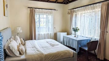 2 bedrooms, desk, iron/ironing board, free WiFi