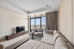 TV - FIRST CLASS | 1BR | Elegant Modern Retreat (Dubai)