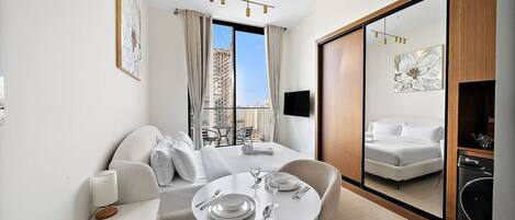 Bügeleisen/Bügelbrett, WLAN, Bettwäsche