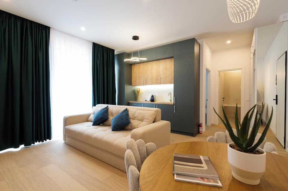 Central Suites