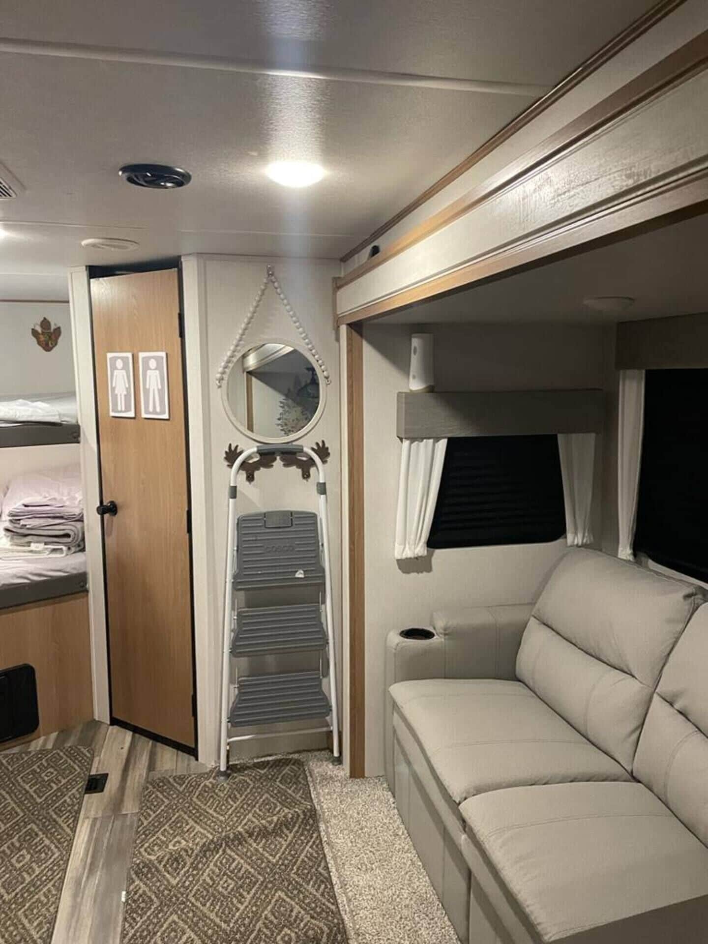 2 makuuhuonetta, silitysrauta/-lauta, Wi-Fi, vuodevaatteet