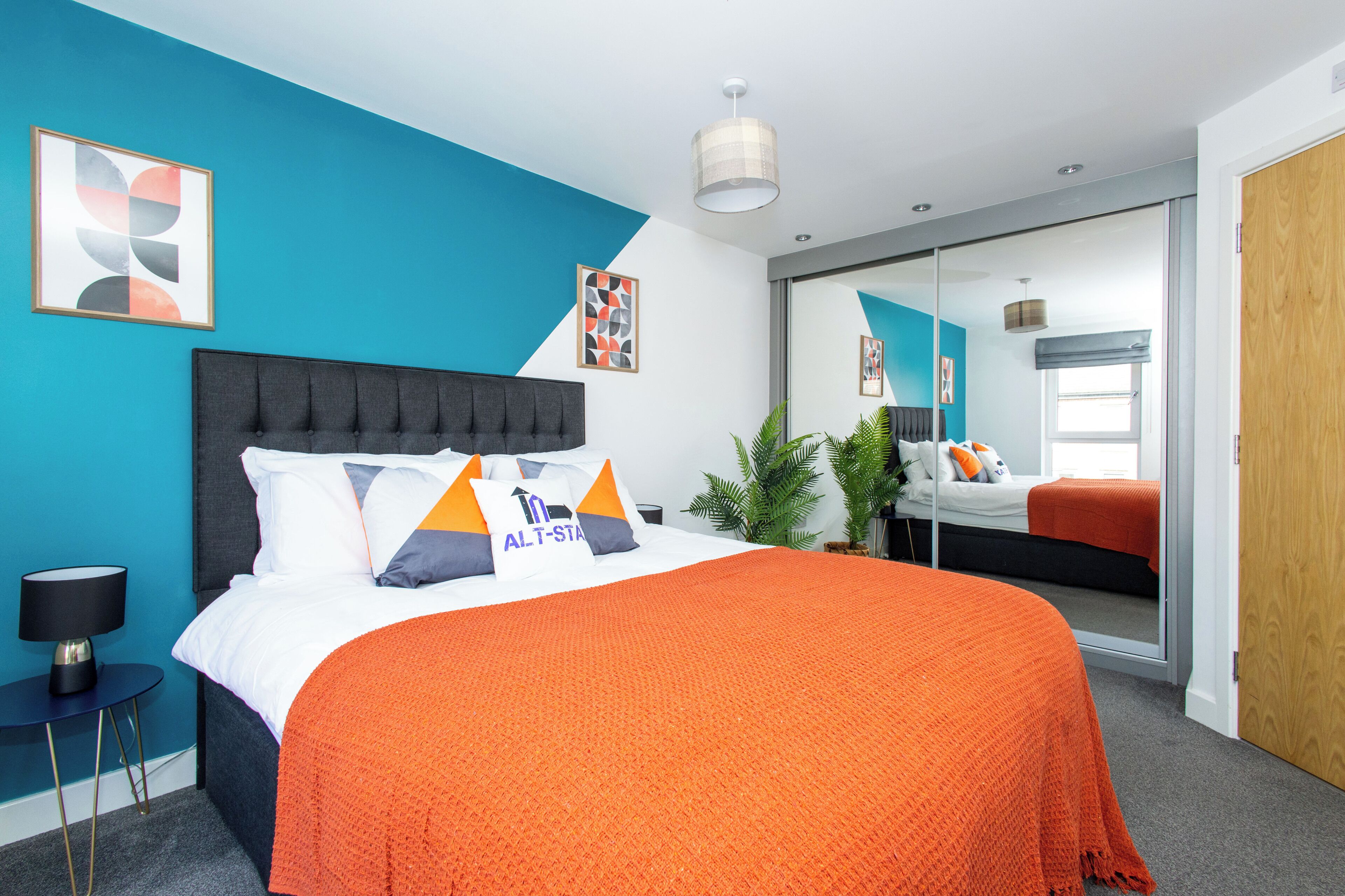 2 bedrooms, desk, iron/ironing board, free WiFi